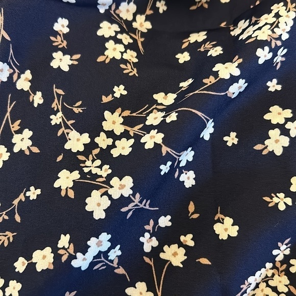 Dark Blue Floral Blouse - Picture 4 of 4